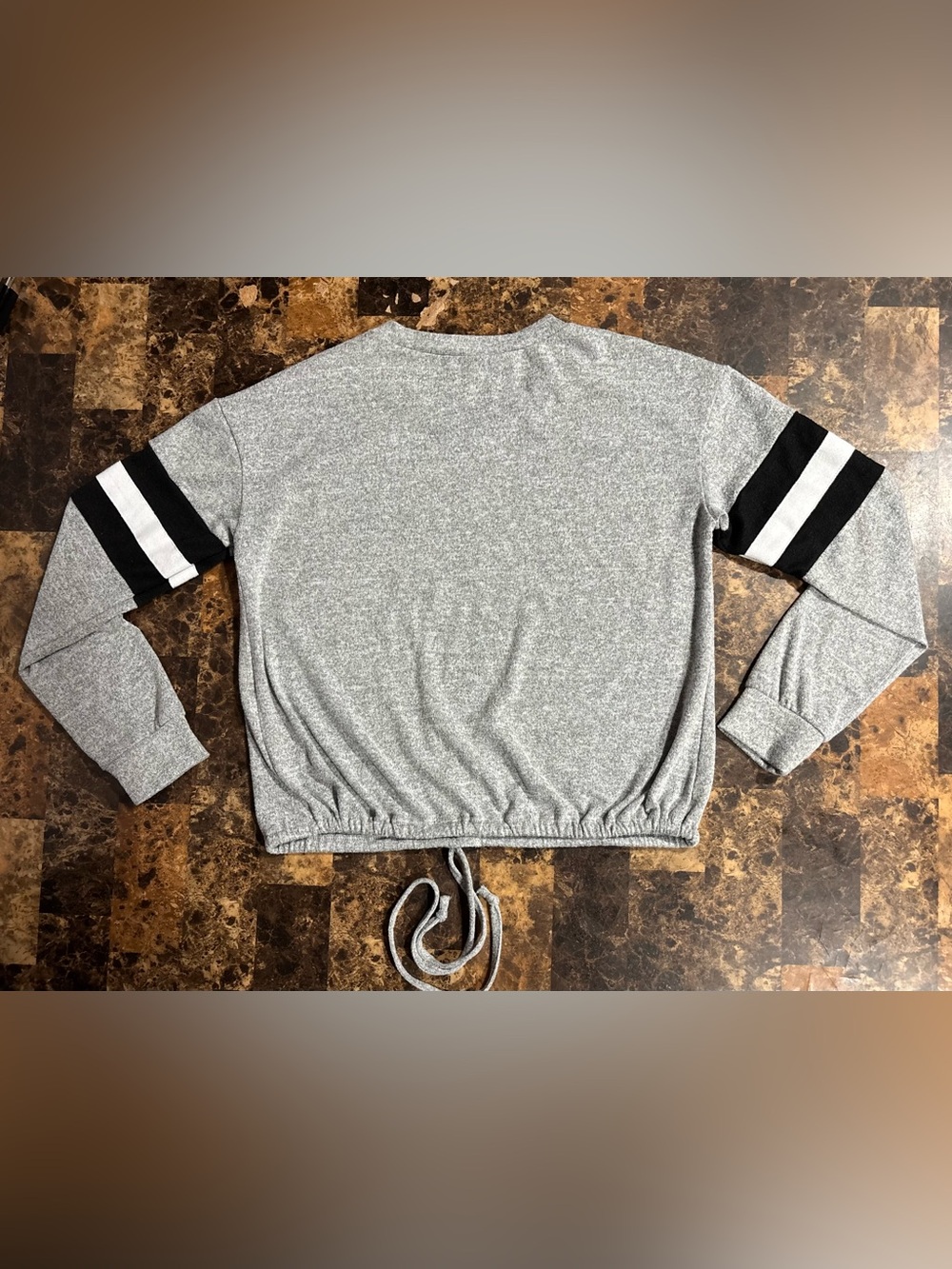 No Boundaries Gray Long-Sleeve Shirt with Black & White Sleeve Stripes - Picture 4 of 8